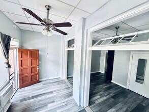 San Rafael Apartments in St. Petersburg, FL - Foto de edificio - Building Photo