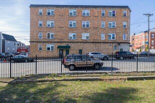 71-73 Newbury St in Lawrence, MA - Building Photo