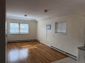 79-31 67th Rd in Queens, NY - Building Photo - Building Photo