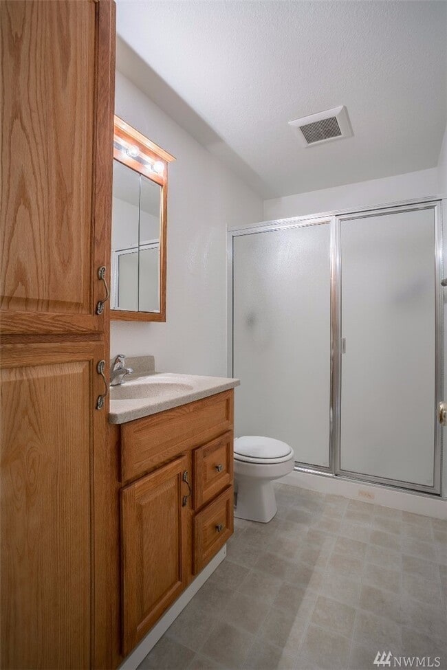 5834 NE 75th St, Unit B208 in Seattle, WA - Building Photo - Building Photo