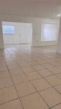 3019 NW 204th Terrace in Miami Gardens, FL - Building Photo - Building Photo