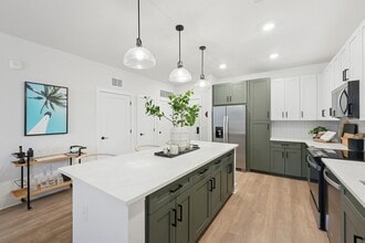 Alton LakeHouse in Bradenton, FL - Foto de edificio - Building Photo