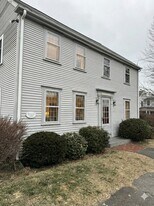 39 Jarves St, Unit 2 in Sandwich, MA - Building Photo