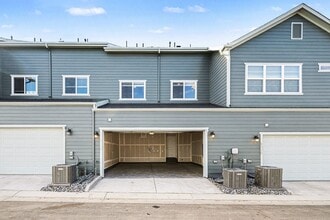 6328 Deerfoot Dr in Loveland, CO - Building Photo - Building Photo