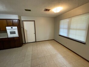 537 Franklin in Jones, OK - Building Photo - Building Photo