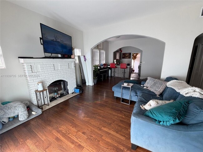 109 NW 48th St in Miami, FL - Building Photo - Building Photo