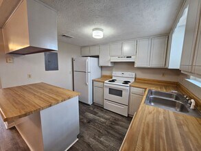 6401 Lenawee St in Panama City, FL - Building Photo - Building Photo