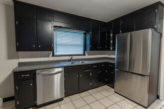 515 S Duncan Ave in Fayetteville, AR - Building Photo - Building Photo