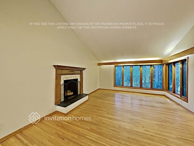 1937 Oakland Rd in Hopkins, MN - Foto de edificio - Building Photo
