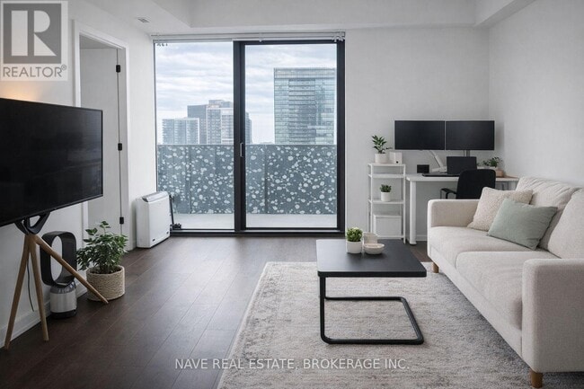 55 Charles St E in Toronto, ON - Building Photo - Building Photo