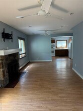 8 Easy St in Poughkeepsie, NY - Foto de edificio - Building Photo