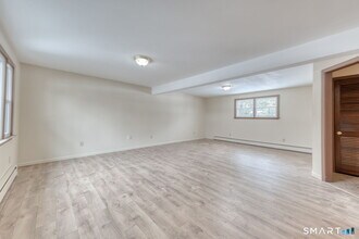 5 Cutler Ln in Farmington, CT - Building Photo - Building Photo