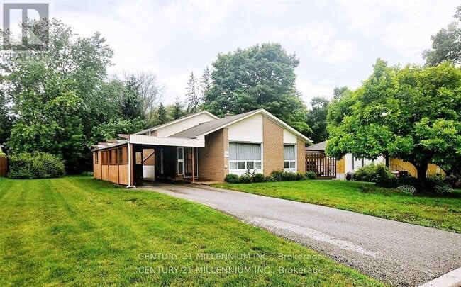 property at 34 Seaton Dr