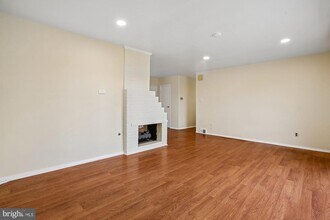 6621 Edsall Rd in Springfield, VA - Building Photo - Building Photo