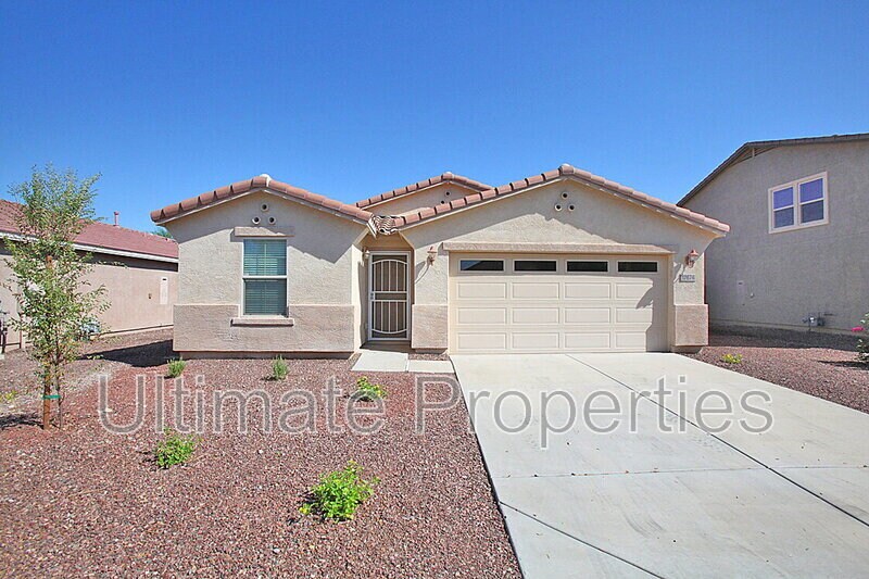 17674 W Maya Way in Surprise, AZ - Building Photo