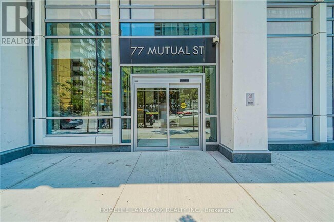 77 Mutual St in Toronto, ON - Building Photo - Building Photo