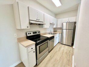 2403 W Platt St in Tampa, FL - Foto de edificio - Building Photo