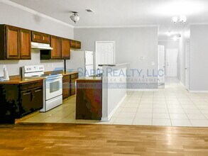 2996 Jonesboro Rd SE in Atlanta, GA - Building Photo - Building Photo