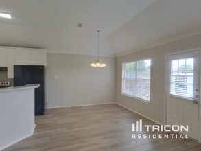 700 Troxell Blvd in Rhome, TX - Building Photo - Building Photo