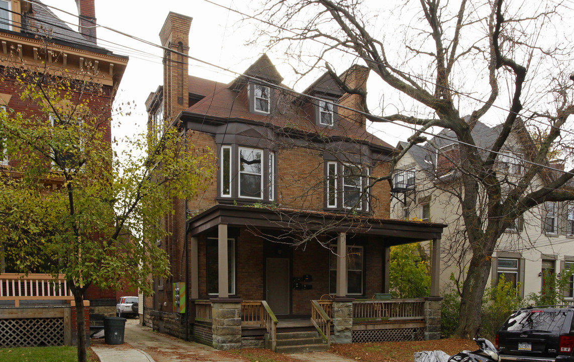 319 S Fairmount St in Pittsburgh, PA - Building Photo