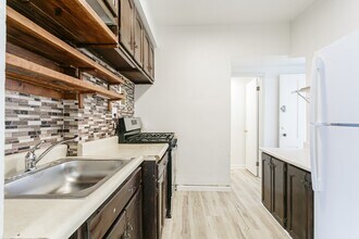 26 Brockway Pl in Brockport, NY - Building Photo - Building Photo