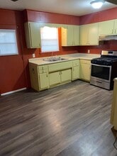 2410 Martha Cir in Pine Bluff, AR - Building Photo - Building Photo