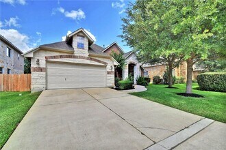 2830 Stonecreek Pl in Round Rock, TX - Building Photo - Building Photo