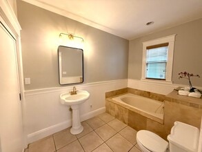 2813 N Morgan St, Unit 2813 N Morgan St in Tampa, FL - Foto de edificio - Building Photo