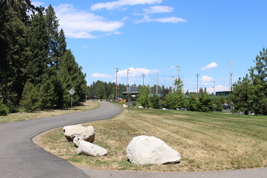 Treetop Apartments Coeur d'Alene, ID Apartments