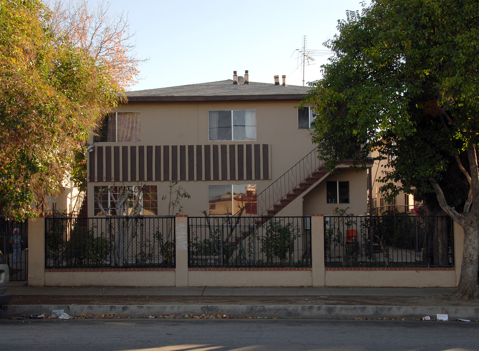 8150 Sepulveda Pl in Panorama City, CA - Building Photo