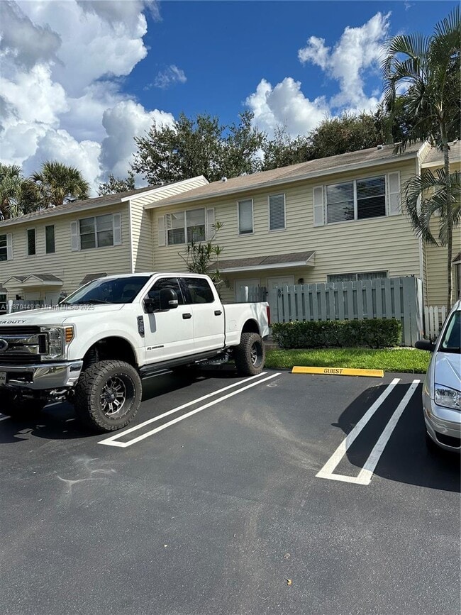 89 SW 3rd St in Pompano Beach, FL - Building Photo - Building Photo