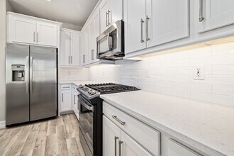 4547 Ancona Way in Wesley Chapel, FL - Building Photo - Building Photo