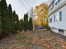 91 Winthrop St, Unit 91 in Quincy, MA - Foto de edificio - Building Photo