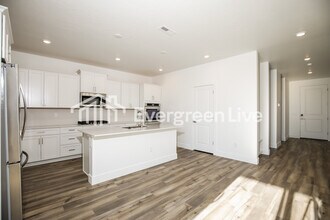 14359 Ripples Dr in Caldwell, ID - Building Photo - Building Photo