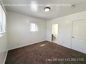 906 W Franklin St in Monterey, CA - Building Photo - Building Photo