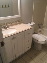 3050 Corona Trl, Unit 204 in Boulder, CO - Building Photo - Building Photo