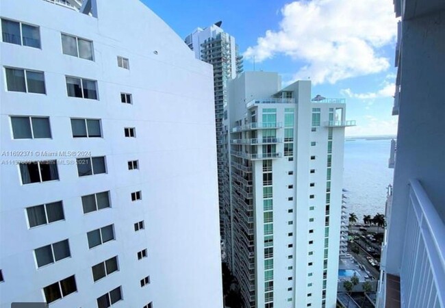 185 SE 14th Ter, Unit 2701 in Miami, FL - Building Photo - Building Photo