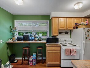 1222 E Lincoln Ave in Royal Oak, MI - Building Photo - Building Photo