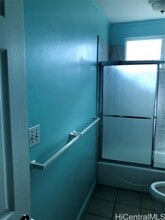1750 Puowaina Dr in Honolulu, HI - Building Photo - Building Photo