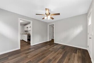 4-6 Chestnut Dr in Clarksville, TN - Building Photo - Building Photo
