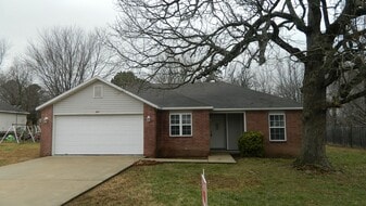 461 Pleasant Tree Pl in Lincoln, AR - Building Photo