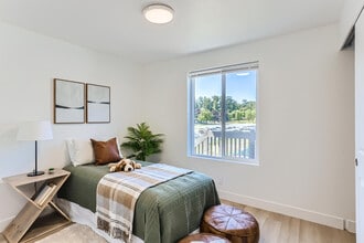 Park View Apartments in Monroe, WA - Foto de edificio - Building Photo