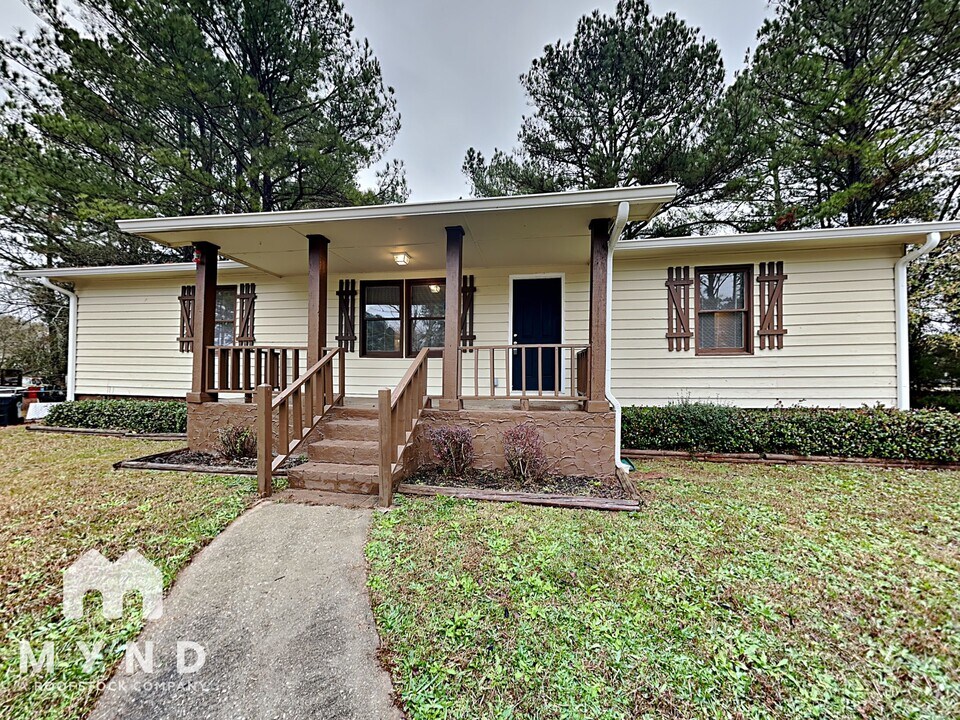 2814 Bay Leaf Dr SE in Conyers, GA - Building Photo