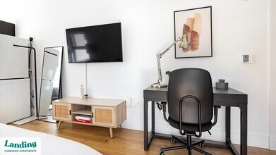 135 Adams St, Unit 311 in Denver, CO - Building Photo - Building Photo