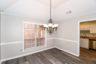 1518 Appling Wood Cove S in Cordova, TN - Foto de edificio - Building Photo