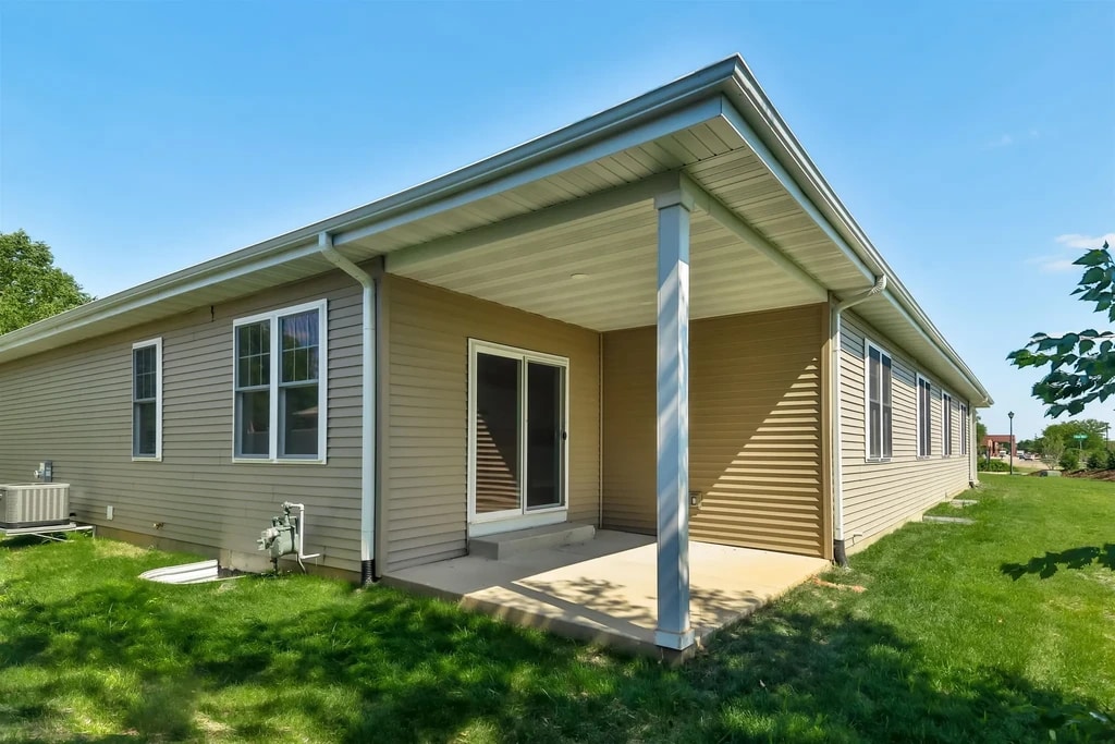 The Gardens on Prairie Rose Apartments in Roscoe, IL