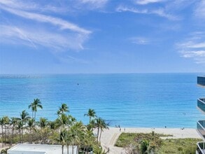 9595 Collins Ave, Unit N8H in Surfside, FL - Building Photo - Building Photo