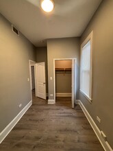 1350 E 76th St, Unit 2 in Chicago, IL - Building Photo - Building Photo