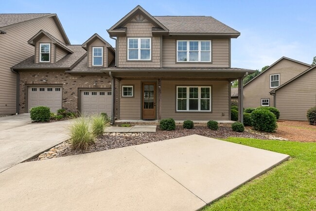 property at 126 Pinebranch Ct