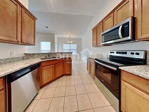 632 Stonebridge Cir in Savannah, GA - Building Photo - Building Photo